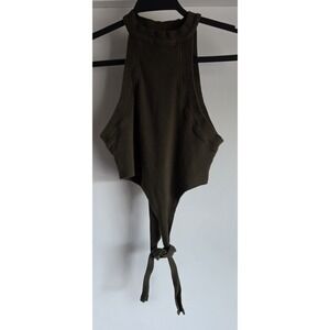 K.ngsley Top L Olive Green Ribbed Sleeveless Casual USA Side Tie